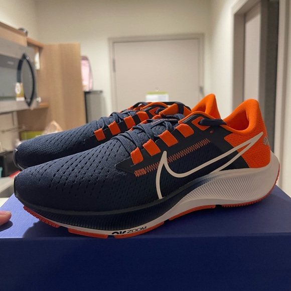 Nike Air Zoom Pegasus Denver Broncos edition - NWT - Picture 1 of 4
